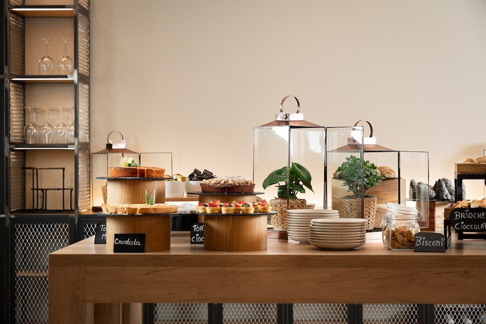 Imagen del bar/restaurante del Hotel Mitico. Foto 3