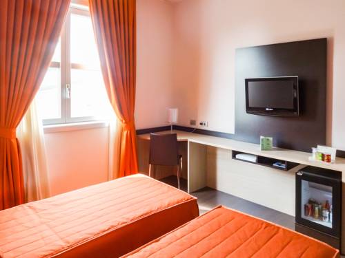 Imagen de la habitación del Hotel Mito. Foto 14