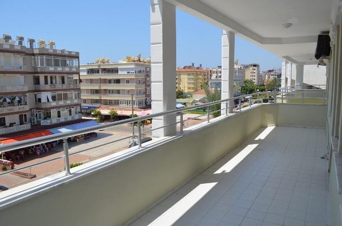 Imagen general del Hotel Mitos App and. Foto 3