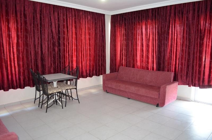 Imagen general del Hotel Mitos App and. Foto 4