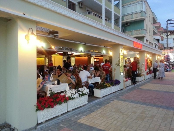 Imagen general del Hotel Mitos App and. Foto 8