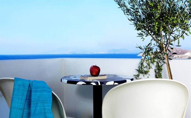 Imagen de la habitación del Hotel Mitos Suites. Foto 4