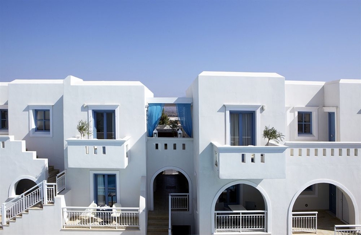 Imagen de los exteriores del Hotel Mitos Suites. Foto 12