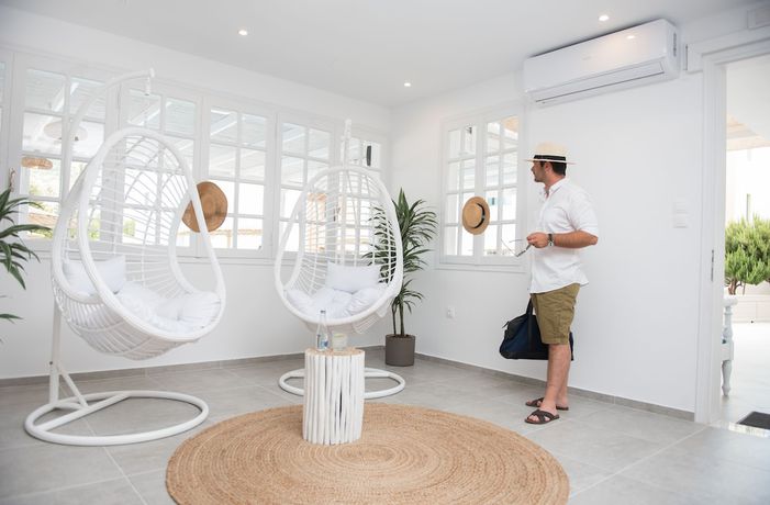 Imagen de los interiores del Hotel Mitos Village. Foto 16