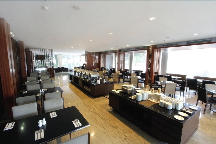 Imagen del bar/restaurante del Hotel Mitra Bandung. Foto 2