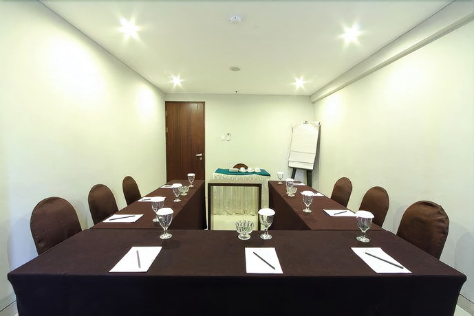 Imagen de los interiores del Hotel Mitra Bandung. Foto 15