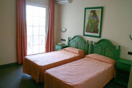 Imagen general del Hotel Mitra Crisálida. Foto 7