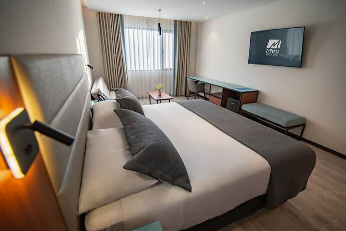 Imagen de la habitación del Hotel Mitru Express. Foto 17