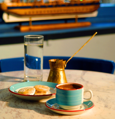 Imagen del bar/restaurante del Hotel Mitsis Alexander the Great. Foto 5