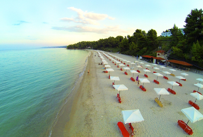 Imagen de los exteriores del Hotel Mitsis Alexander the Great. Foto 11