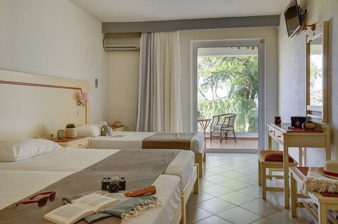 Imagen de la habitación del Hotel Mitsis Bali Paradise. Foto 5
