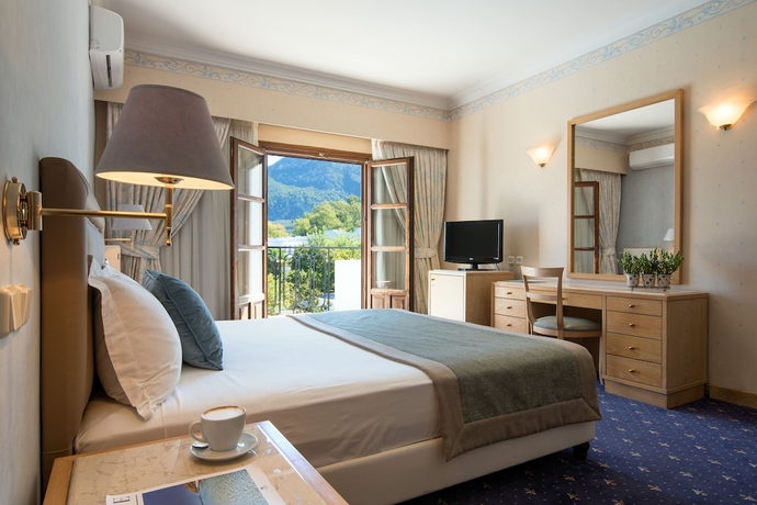 Imagen de la habitación del Hotel Mitsis Galini. Foto 5