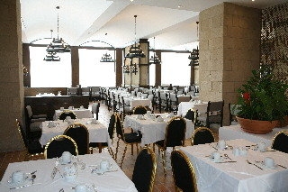 Imagen del bar/restaurante del Hotel Mitsis La vita. Foto 4