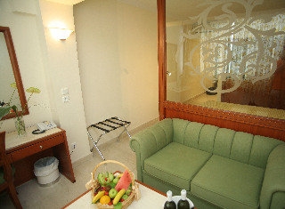 Imagen de la habitación del Hotel Mitsis La vita. Foto 6