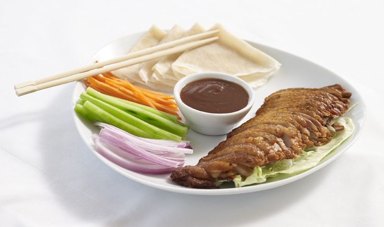 Imagen del bar/restaurante del Hotel Mitsis Norida Beach - All Inclusive. Foto 6