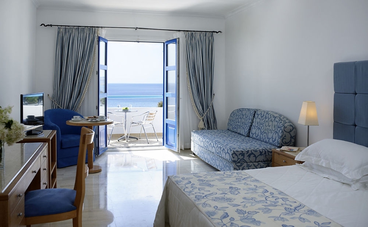 Imagen de la habitación del Hotel Mitsis Norida. Foto 7