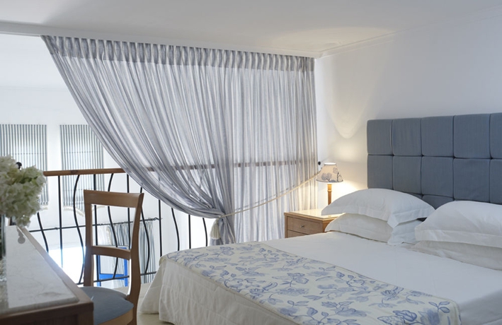 Imagen de la habitación del Hotel Mitsis Norida. Foto 9