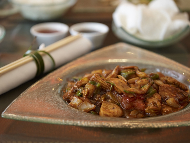 Imagen del bar/restaurante del Hotel Mitsis Ramira Beach - All Inclusive. Foto 3