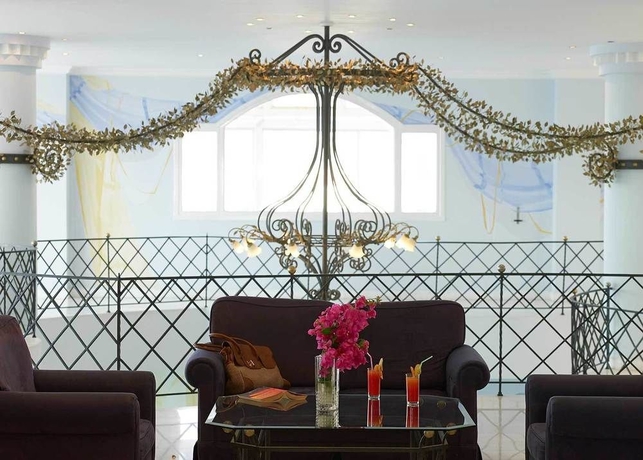 Imagen de los interiores del Hotel Mitsis Summer Palace. Foto 10