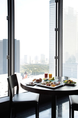 Imagen del bar/restaurante del Hotel Mitsui Garden Ginza Premier. Foto 7