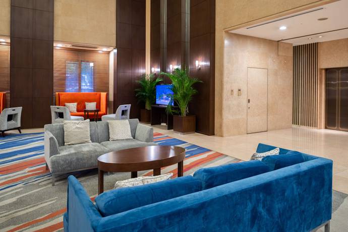 Imagen de los interiores del Hotel Mitsui Garden Hiroshima. Foto 11