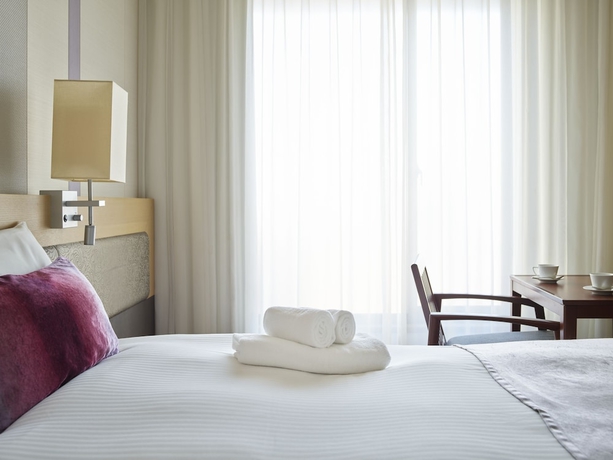 Imagen de la habitación del Hotel Mitsui Garden Osaka Premier. Foto 7