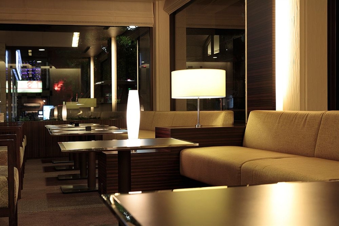 Imagen de los interiores del Hotel Mitsui Garden Osaka Yodoyabashi. Foto 5