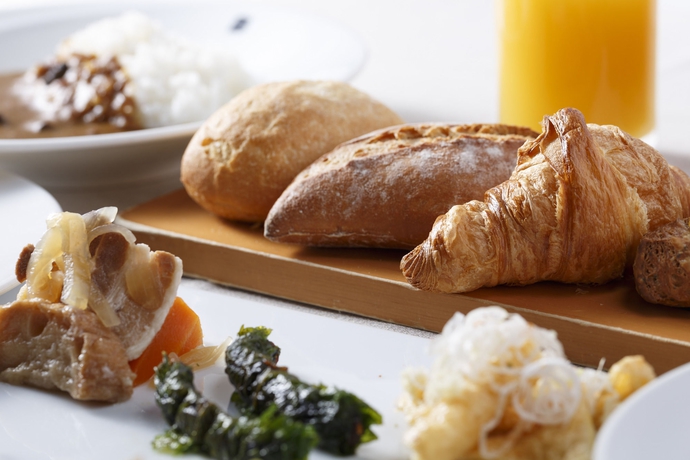 Imagen del bar/restaurante del Hotel Mitsui Garden Sendai. Foto 2