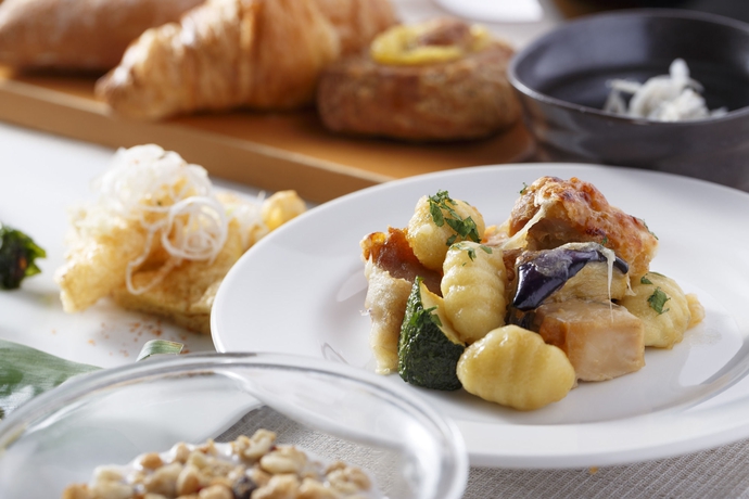 Imagen del bar/restaurante del Hotel Mitsui Garden Sendai. Foto 4