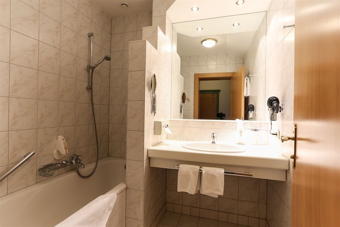 Imagen de la habitación del Hotel Mittagskogel Pitztal. Foto 8