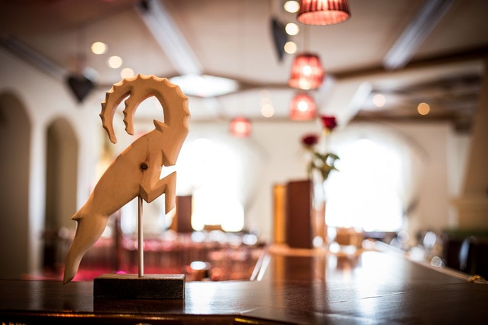 Imagen de los interiores del Hotel Mittagskogel Pitztal. Foto 12