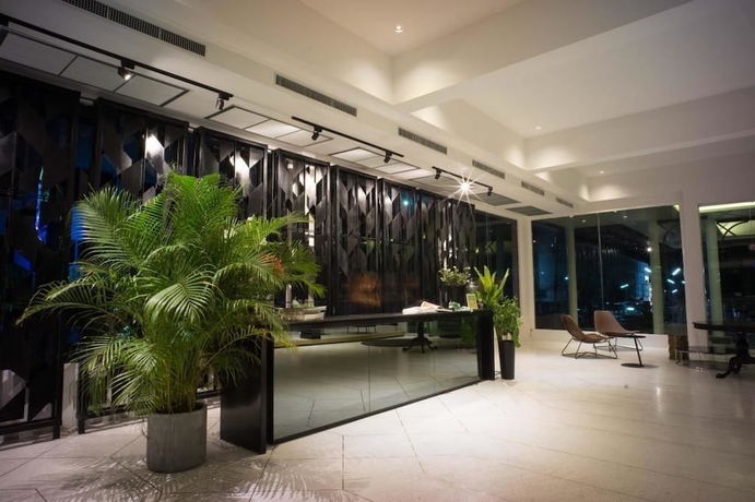 Imagen de los interiores del Hotel Mittapan Kanchanaburi. Foto 14