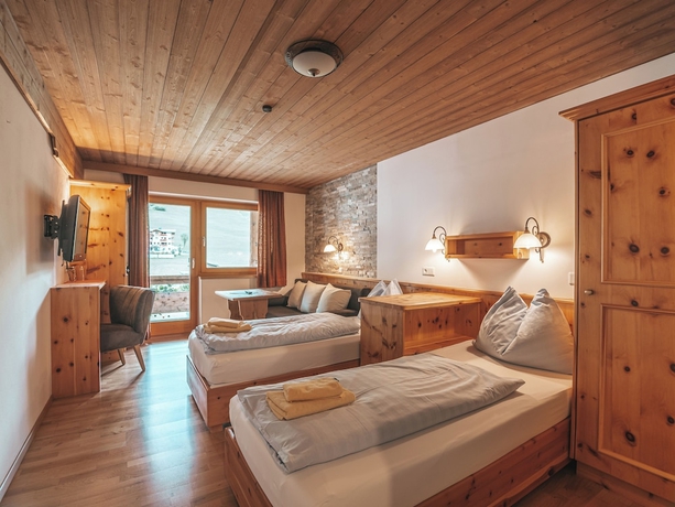 Imagen de la habitación del Hotel Mitterhof. Foto 12