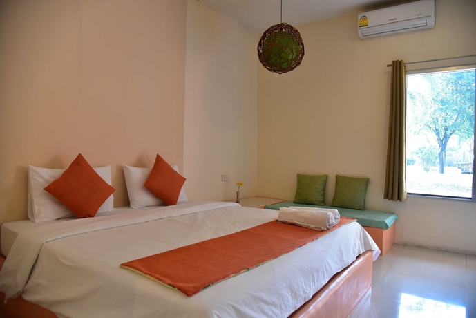 Imagen de la habitación del Hotel Mittraphap Resort. Foto 9
