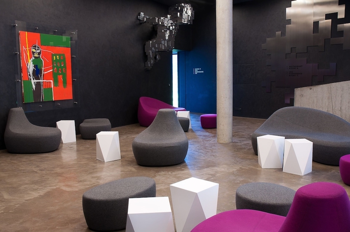 Imagen de los interiores del Hotel Miura, CELADNA. Foto 17