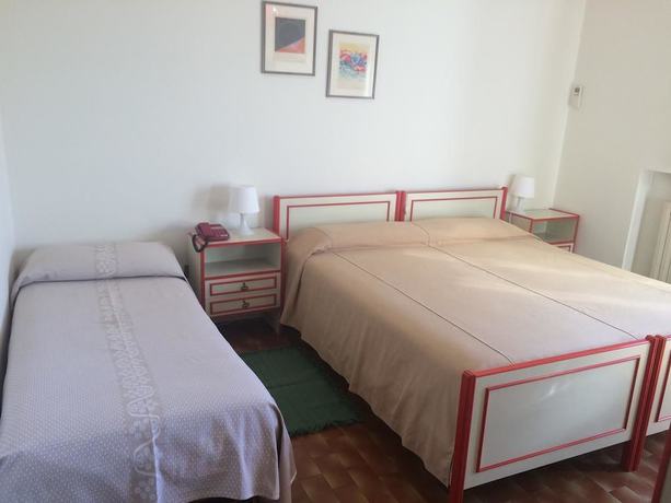Imagen de la habitación del Hotel Miura, Castelnuovo del Garda. Foto 10