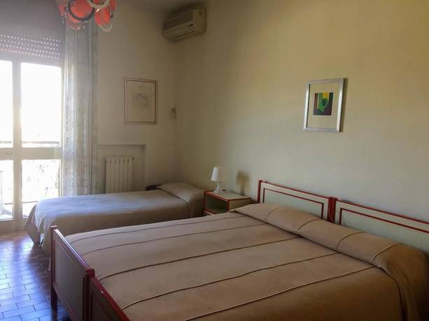 Imagen de la habitación del Hotel Miura, Castelnuovo del Garda. Foto 15