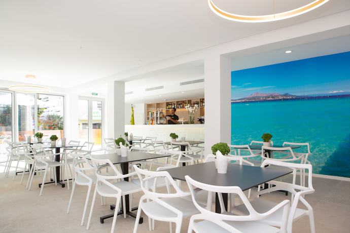 Imagen del bar/restaurante del Hotel Mix Smart. Foto 3