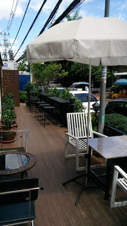 Imagen de los exteriores del Hotel Mixok Inn. Foto 16