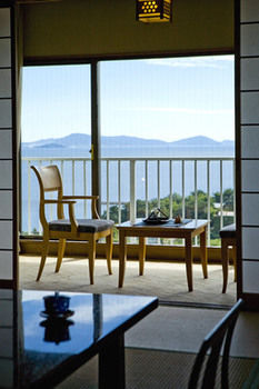 Imagen de la habitación del Hotel Miya Onsen Higaki. Foto 6