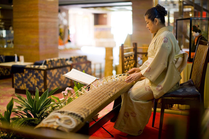 Imagen de la piscina del Hotel Miya Onsen Higaki. Foto 16
