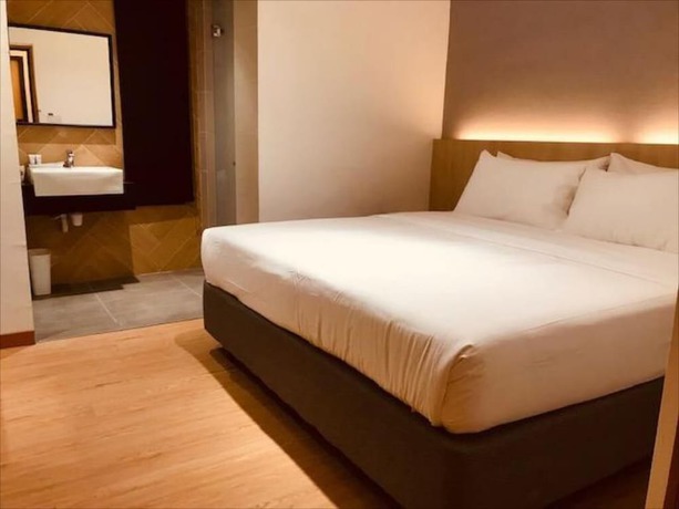 Imagen de la habitación del Hotel Miyabi. Foto 17