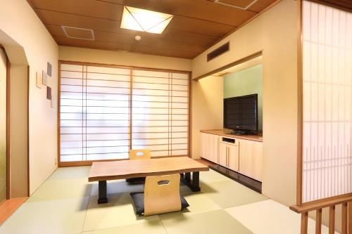 Imagen de la habitación del Hotel Miyabiyado Takemine. Foto 6