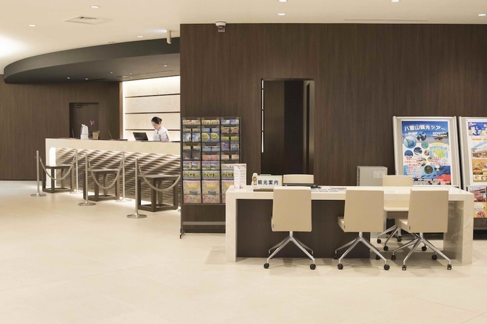Imagen de los interiores del Hotel Miyahira. Foto 19