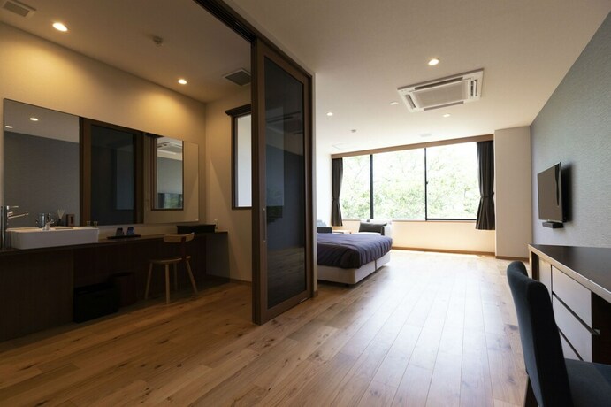 Imagen de la habitación del Hotel Miyajima Hanarenoyado IBUKU. Foto 18