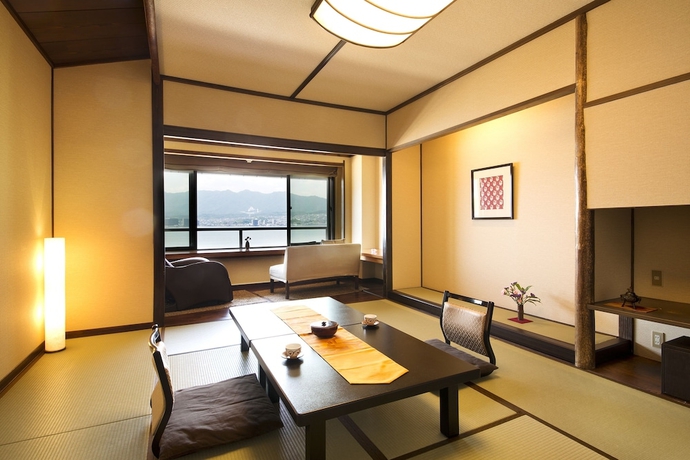 Imagen de la habitación del Hotel Miyajima Kinsuikan. Foto 7