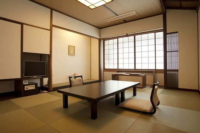 Imagen de la habitación del Hotel Miyajima Kinsuikan. Foto 12