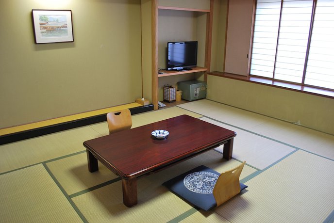 Imagen de la habitación del Hotel Miyajima Makoto. Foto 4