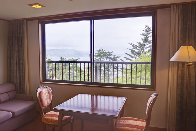 Imagen del bar/restaurante del Hotel Miyajima Morinoyado Inn. Foto 5