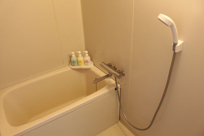 Imagen de la habitación del Hotel Miyajima Seaside. Foto 5